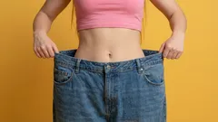 Eén minuut per dag: de houding die je buik verstevigt en spanning in je heupen loslaat